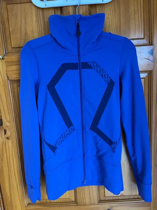 lululemon athletica Royal Blue Geometric Zip Jacket - Picture 2 of 4